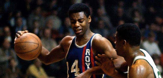 态的球员依 态的球员依